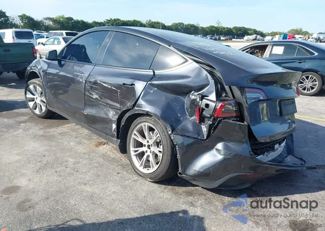 2024 Tesla Model Y Long Range Dual Motor All-Wheel Drive/Rwd from USA, damaged, VIN 7SAYGDED2RF086267